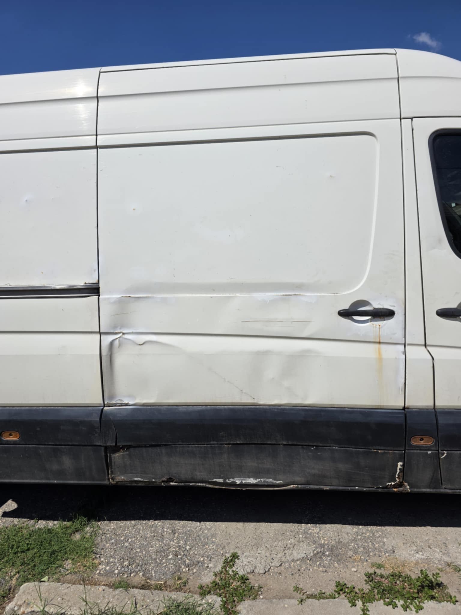 Продавам бус Volkswagen Crafter внос от Германия.