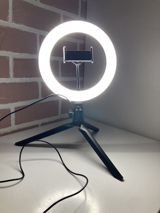 LED Селфи лампа. Трипод, 4 типа светлина