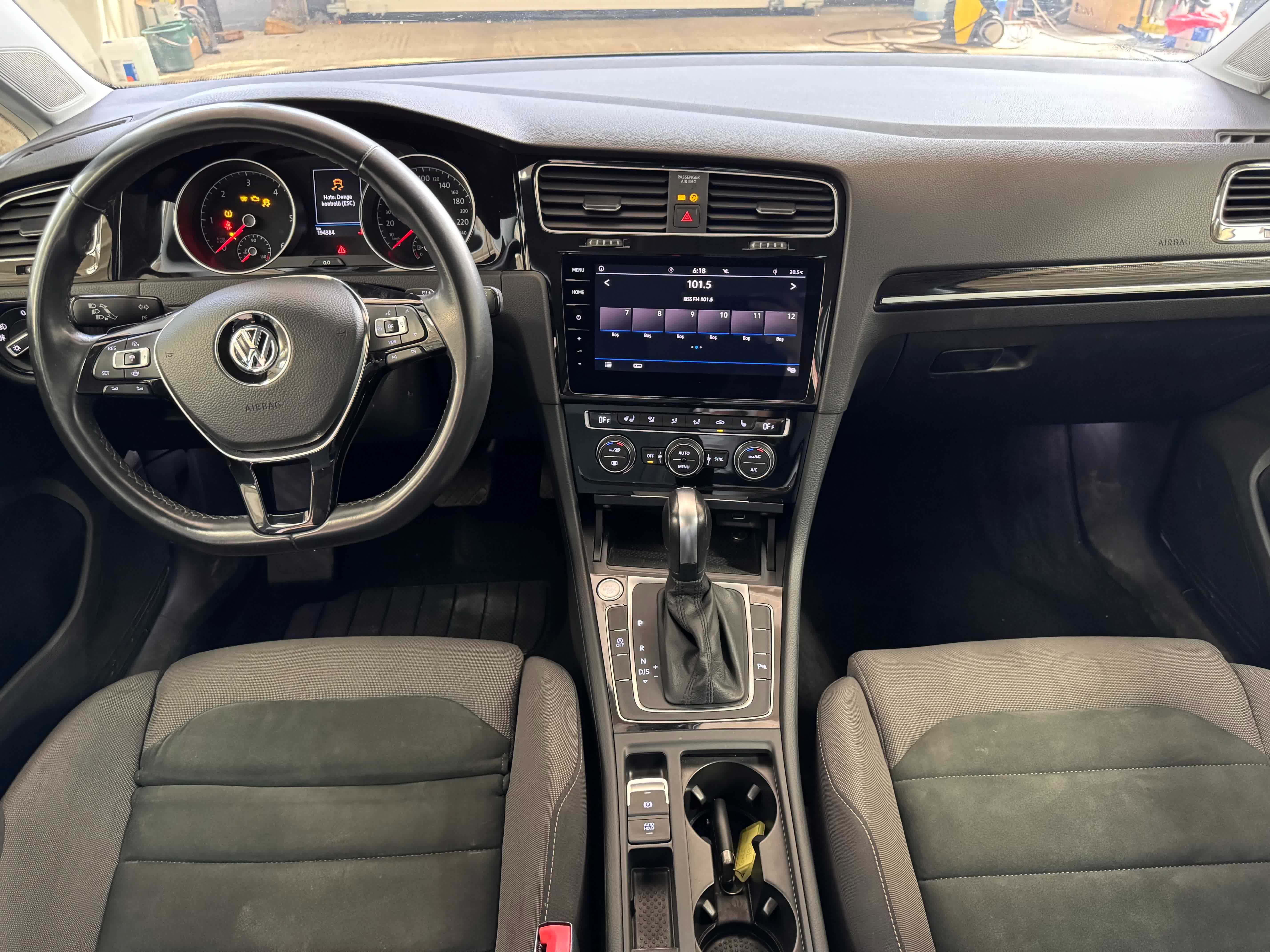 Volkswagen Golf avariat