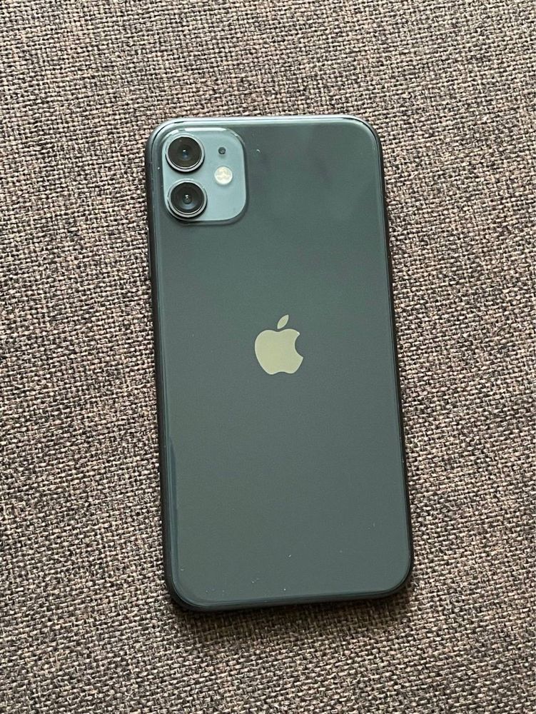 IPhone 11 (Black)