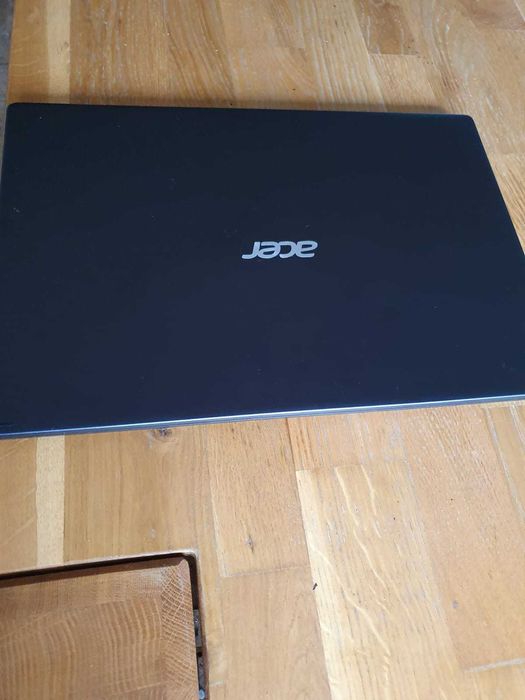Laptop Acer Asipre 5
