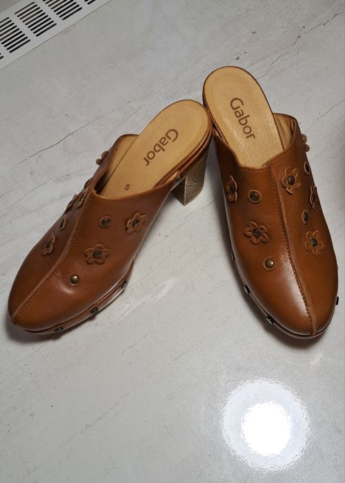 Продаю сабофирмы Габор. Натуральная кожа,новые. Удобные.