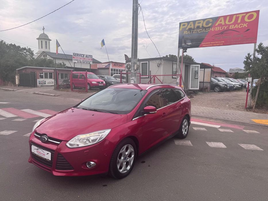 Ford Focus Focus INDIVIDUAL 2.0 Diesel Automat Distronic Piele NAVI Pdc