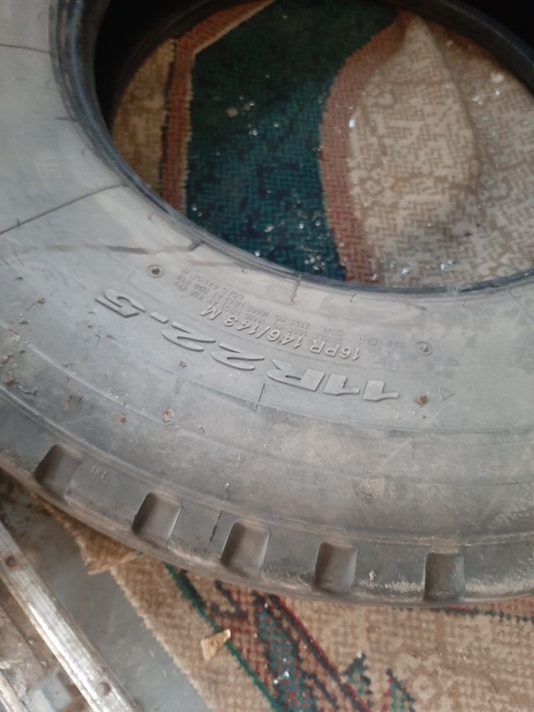 Продам  шины в хорошем состояние