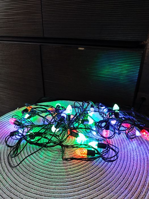 Продам новогоднюю ёлку искусственную