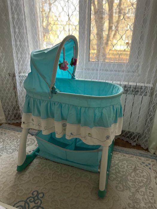 Продам детскую качалку