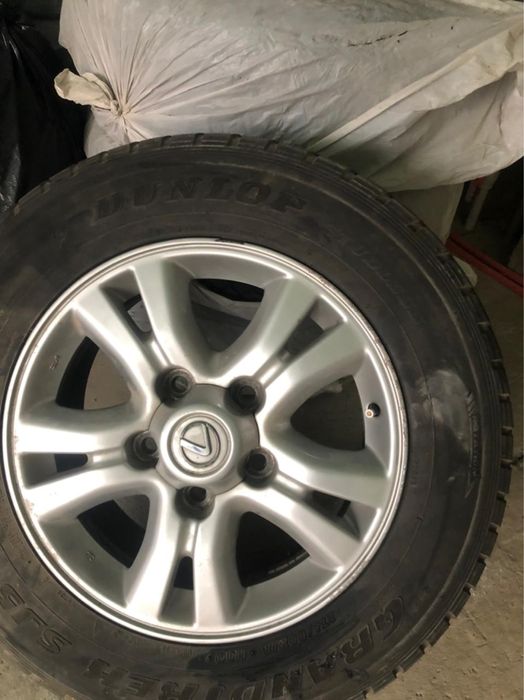 Продам Зимные балоны 275/60R18