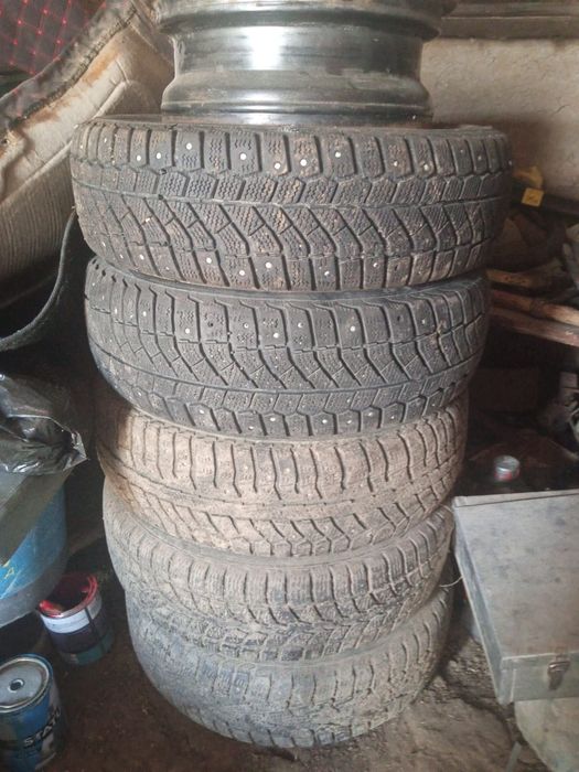 Продам зимний шины 14