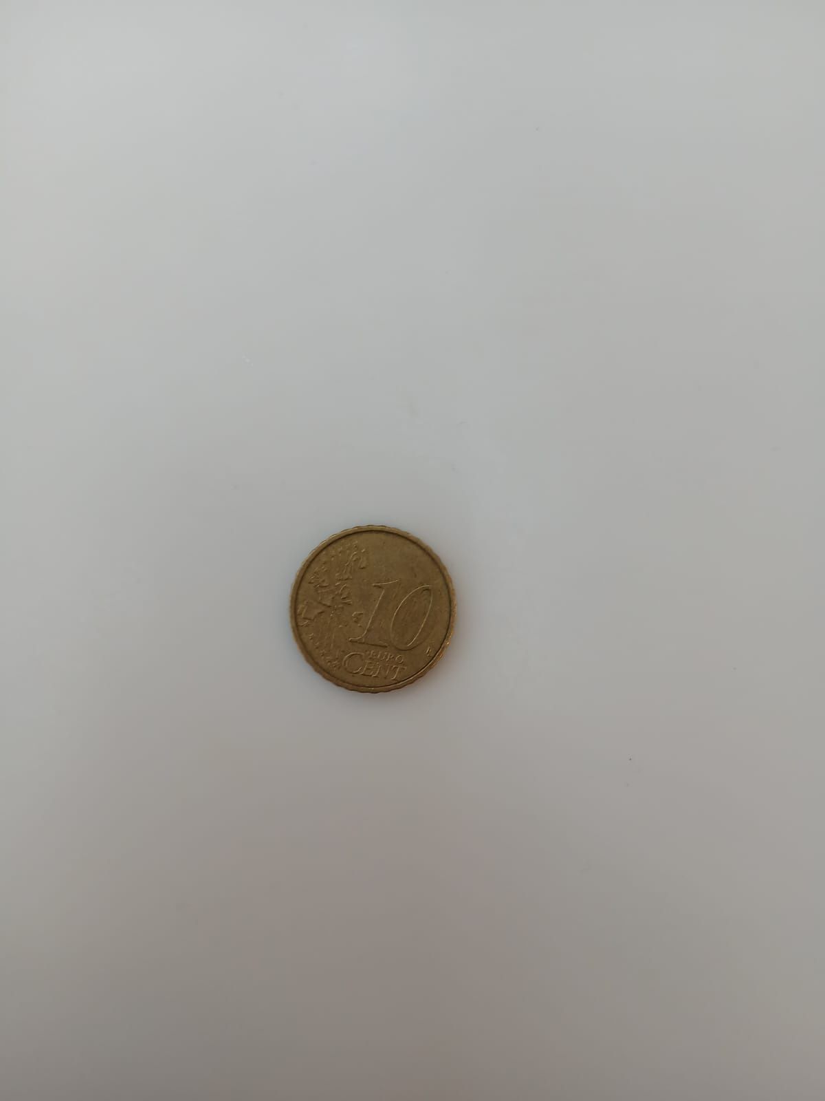 Vând urgent moneda 10 eurocent