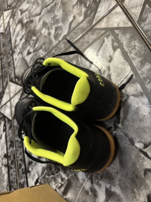 Обувки за футбол Adidas