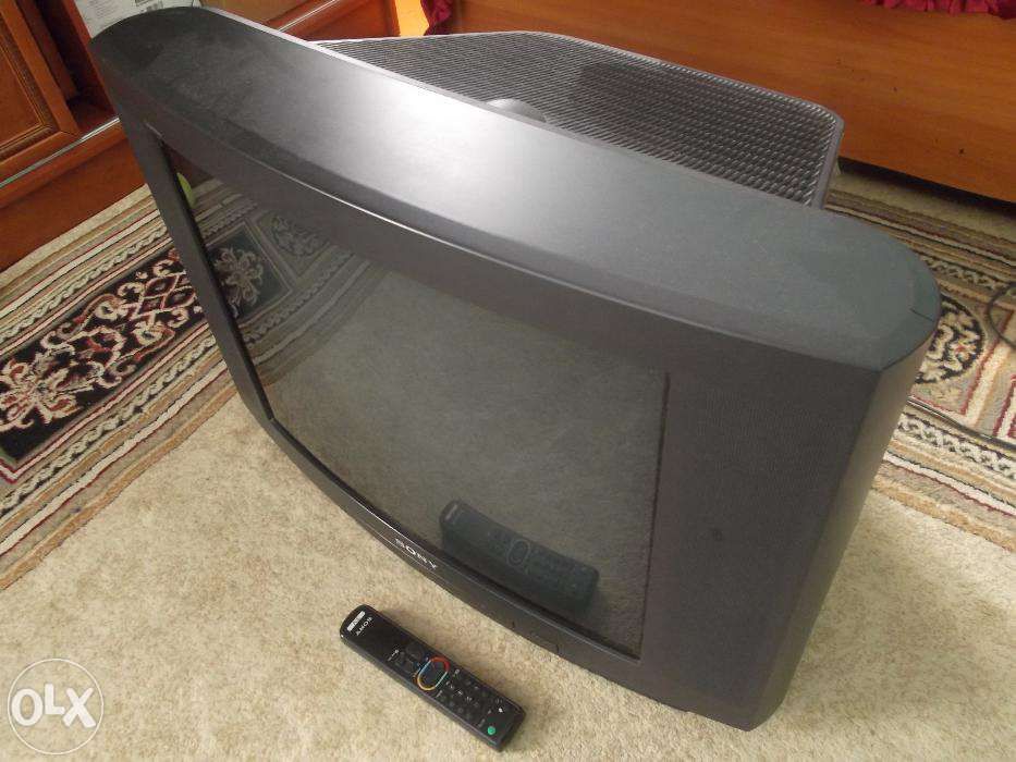 Телевизор SONY Trinitron 63 диагональ