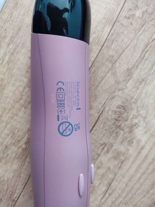 Vand perie de păr remington.