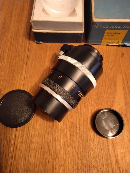 Продавам обектив Carl zeiss jena Sonnar 4/135