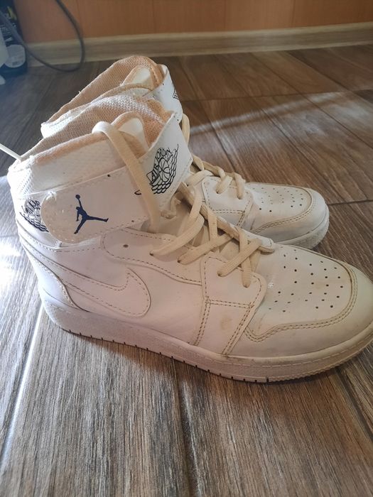 Кроссовки 34 размер