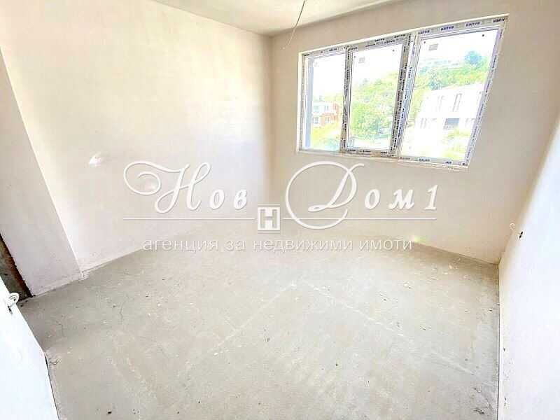 Продава се Тристаен апартамент в Пловдив, Остромила - 119 кв.м за 924 €/кв.м - Снимка #5