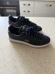Lacoste Adidasi/Tenesi nr 40,5 ( 25,5 cm ) Noi Pret : 179 lei