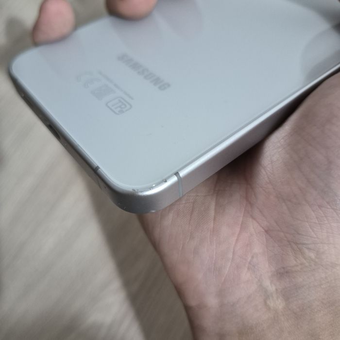 Продам S24FE 256GB