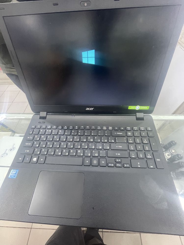 Acer notebook 8 200gb srochna