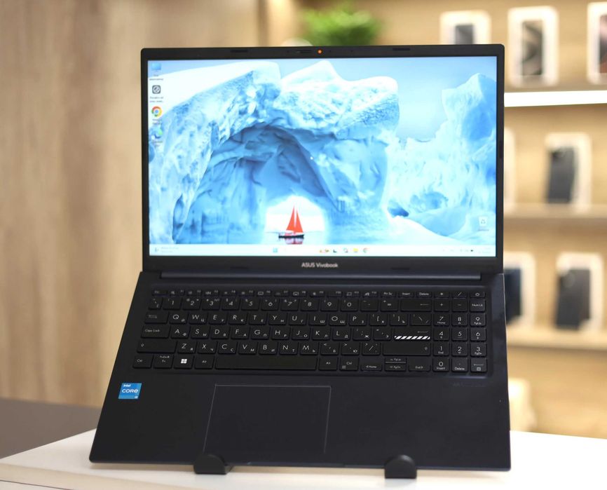Ноутбук Asus Vivobook 15 / Ci3 1315U / 16GB / SSD512GB