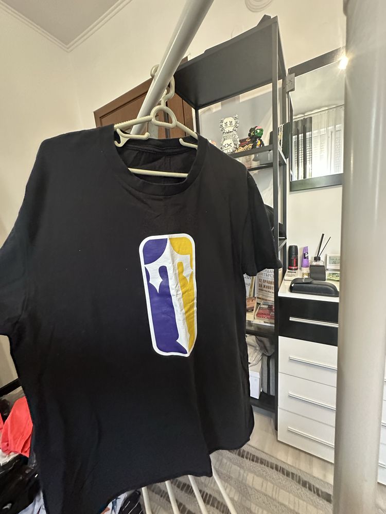 Тениски(BAPE,Stussy,Heron preston,Corteiz,Jordan,Fyre,Trapstar,MAN.U.)