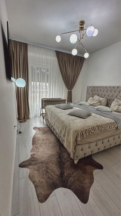 Vand apartament 3 camere/gradina/loc parcare subterana