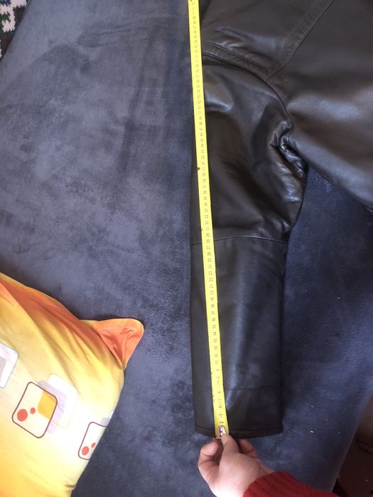 Vand haina piele barbati