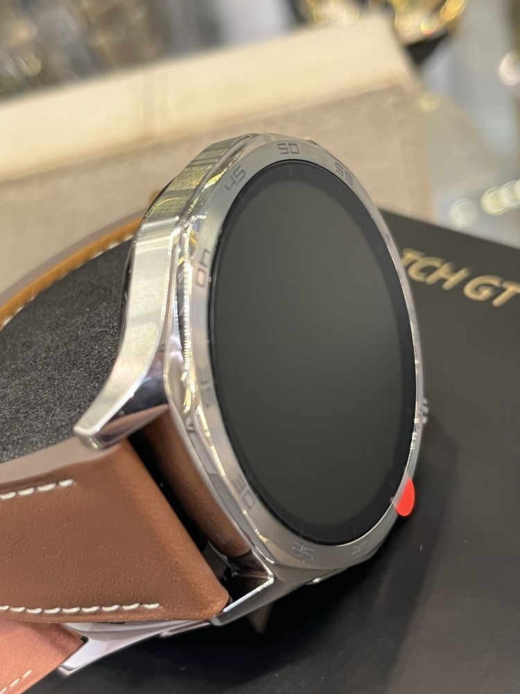 Смарт часовник Huawei - Watch GT5, 1.43'', 46 mm, Silver/Brown Leather