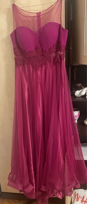 Vand rochie de ocazie