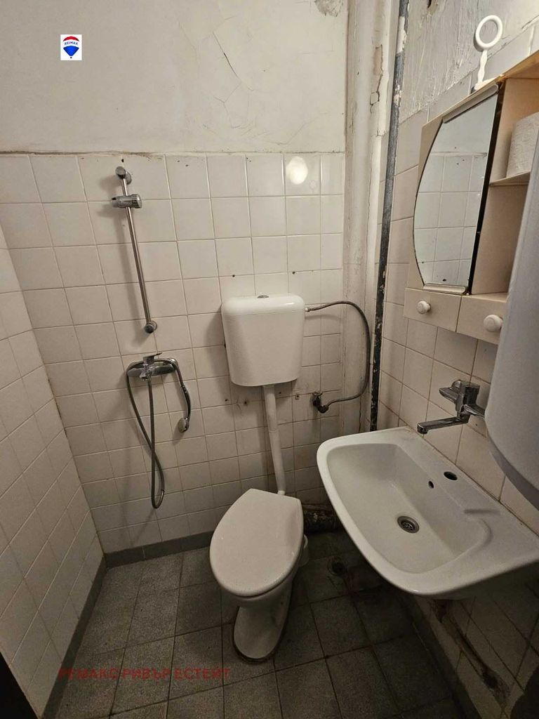 Продава се Двустаен апартамент в Русе, Широк център - 58 кв.м за 1292 €/кв.м - Снимка #10