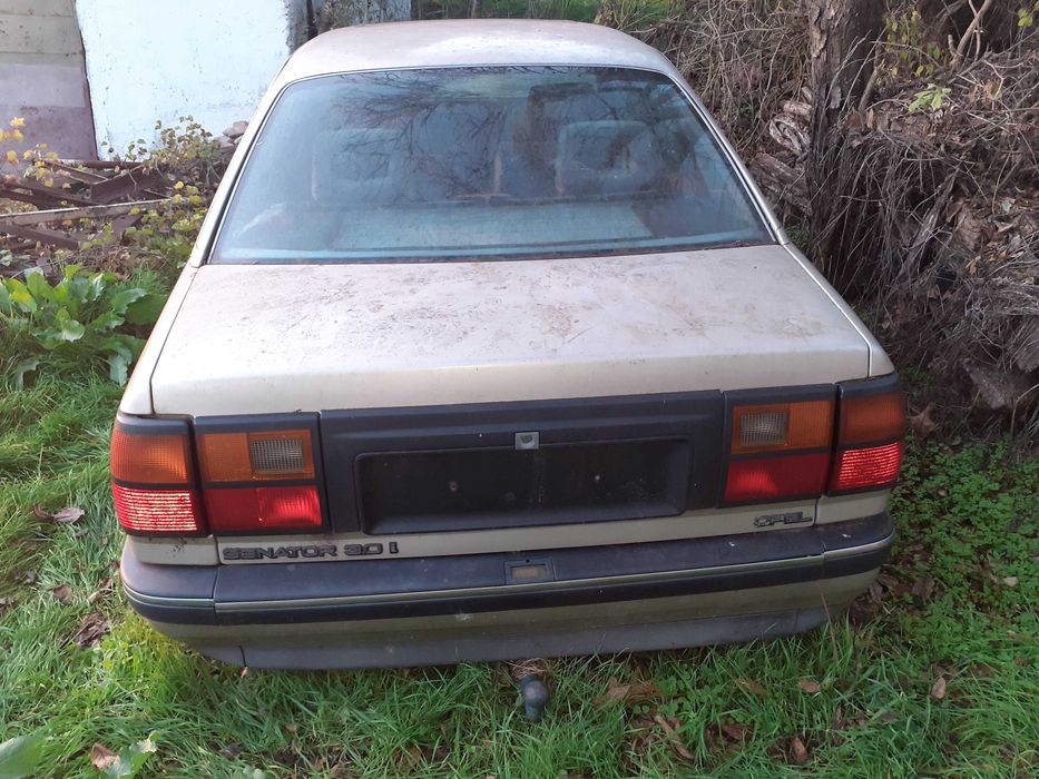 Opel Senator B 3.0i (1988)