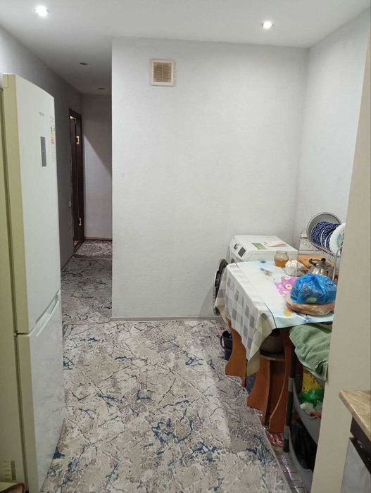 Troyiskiy 14-maktab yonida joylashgan kvartira