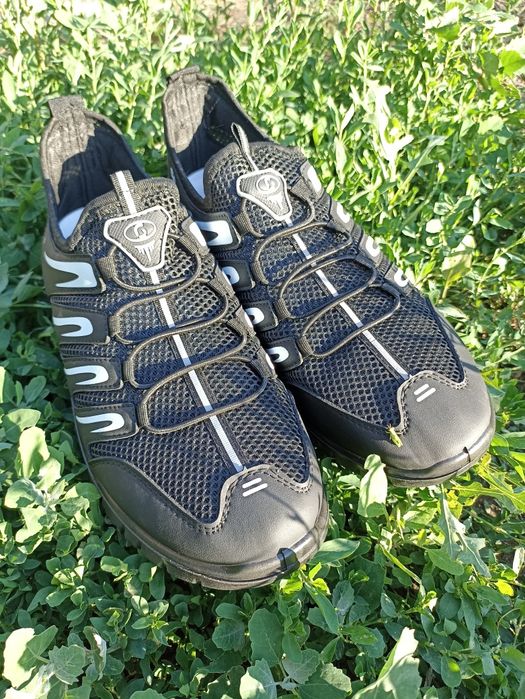 Кроссовки новые 44-45 р