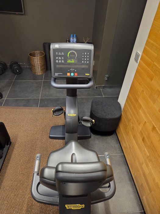 Technogym Bike Recline Excite - велоаргометър с облегалка