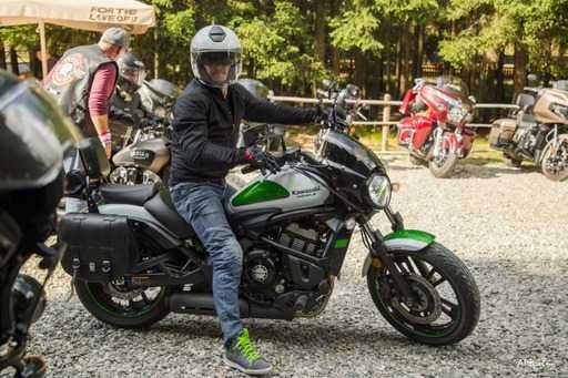 Kawasaki Vulcan S cafe, intretinut, accesorizat