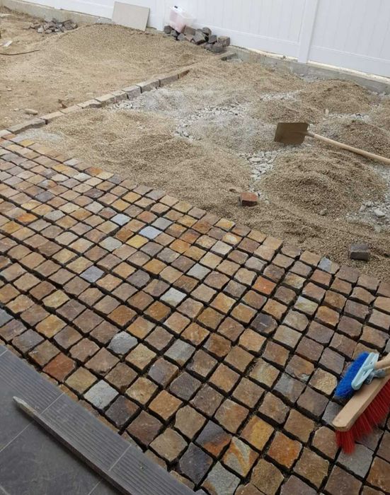 Piatra decorativa, Piatra Cubica cu serviciile incluse