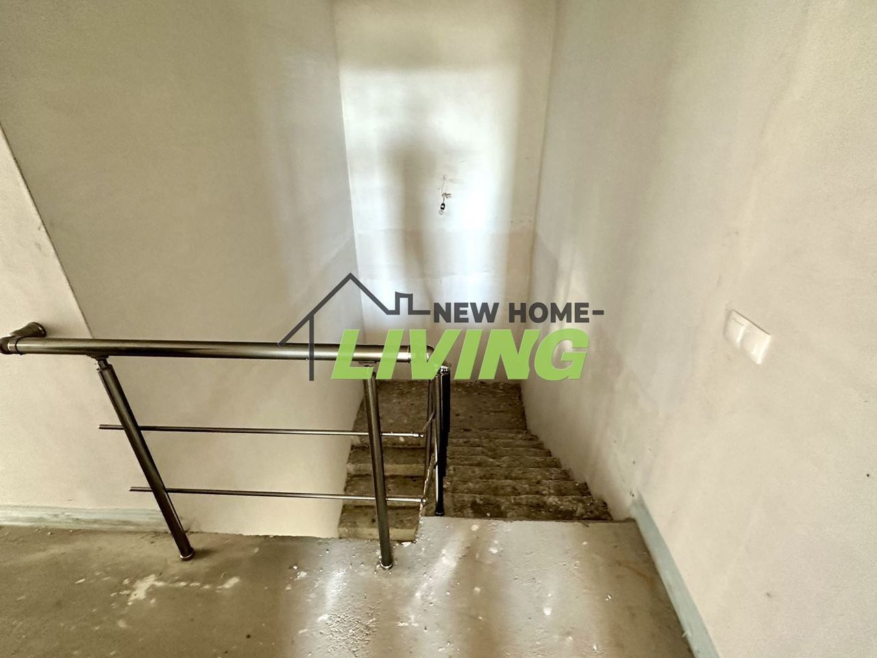 Продава се Къща в с. Белащица, Област Пловдив - 280 кв.м за 965 €/кв.м - Снимка #9