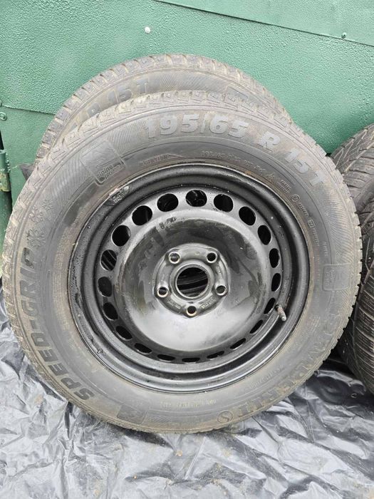 Зимни гуми 195 55 15 с джанти