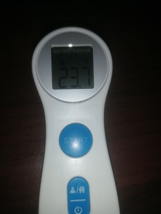 Termometru digital cu infraroșu SE JOY.