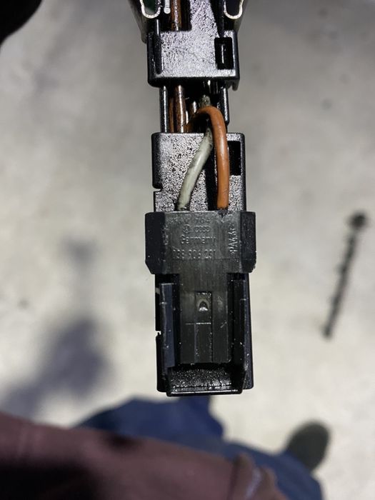 Rampa injectoare(bujii) pt 1,9 bkc/bxe pt passat b6,toruan,golf5,skoda