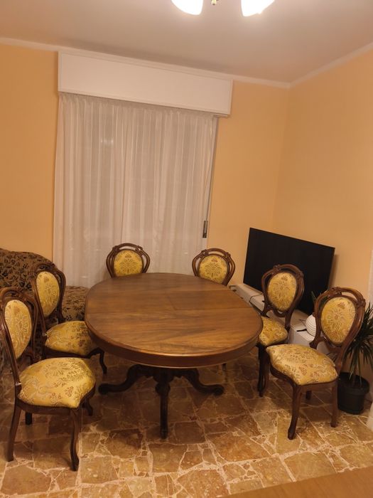 Masă extensibilă + 6 scaune Baroc