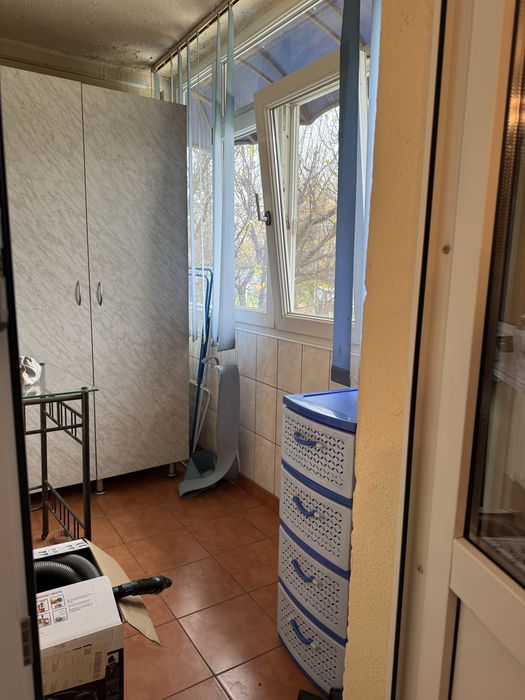 Inchiriez apartament 2 camere Rovine J-uri