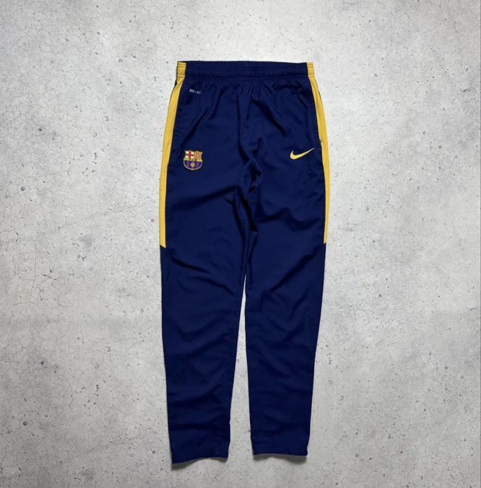 Nike,Adidas,Arsenal Marishi Adidas,Carhartt
