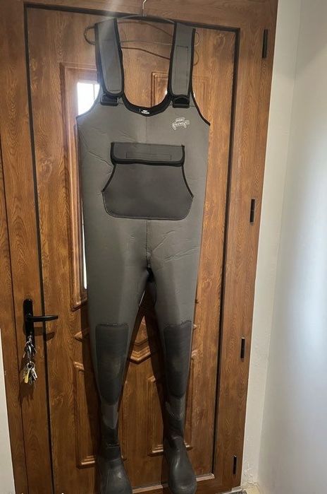 Неопренов гащеризон за риболов Fox Rage