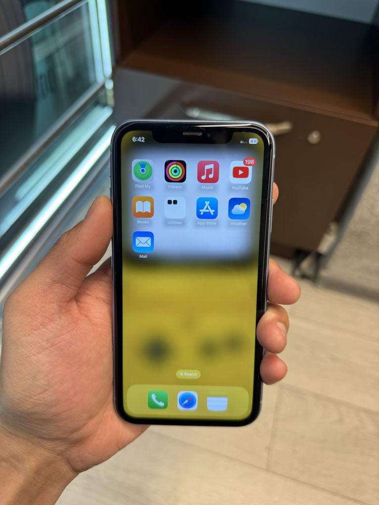 Iphone XR 64gb синий цвет