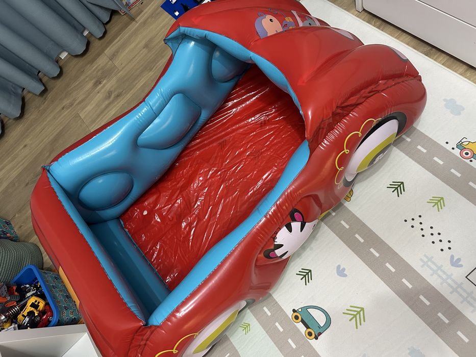 Надуваема кола Fisher price