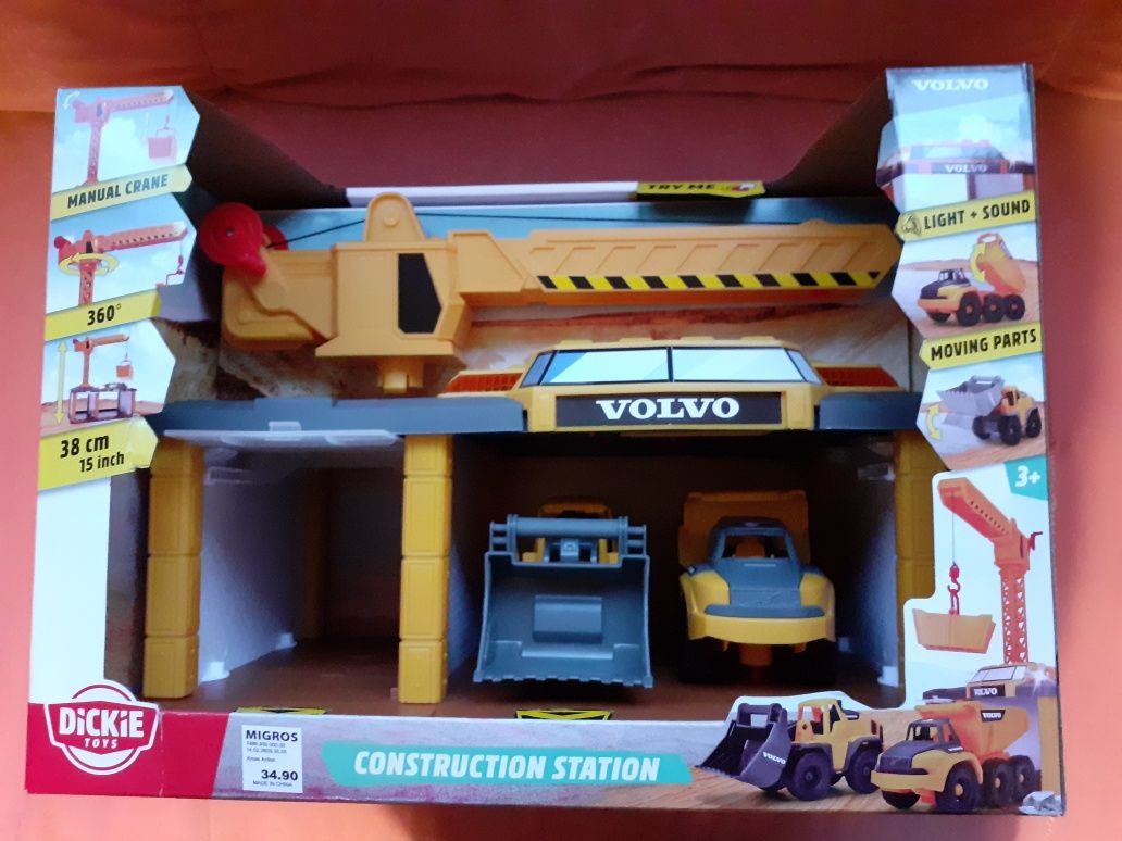 Детска играчка DICKIE VOLVO construction station