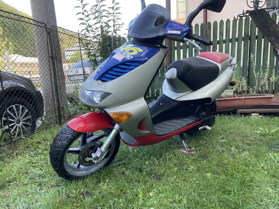 Aprilia sr50 scooter