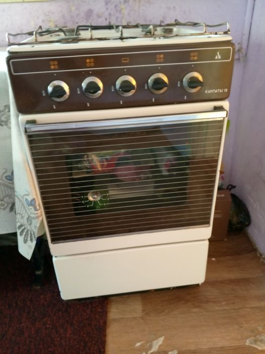 Газ плита істеп тұр.