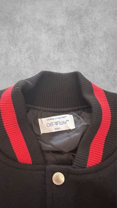 geaca off white still bomber