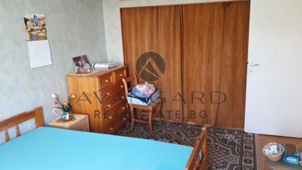 Продава се Тристаен апартамент в Пловдив, Кючук Париж - 82 кв.м за 1220 €/кв.м - Снимка #8